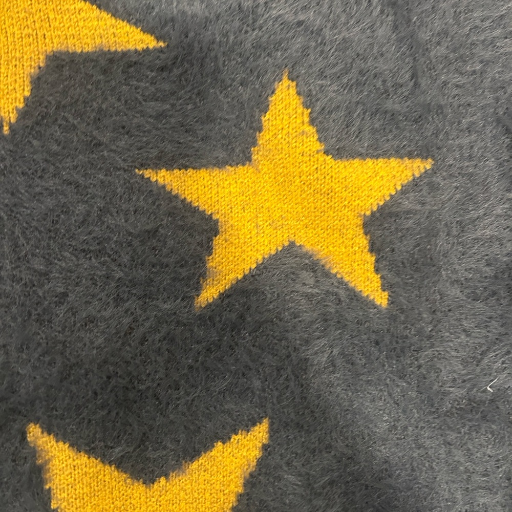 Gray Star Pattern Sweater - image 4